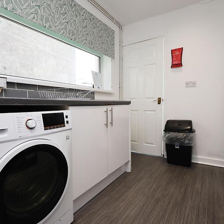 Viewing Deck, On-Street Parking, Tv In Every Room Swansea Exterior foto