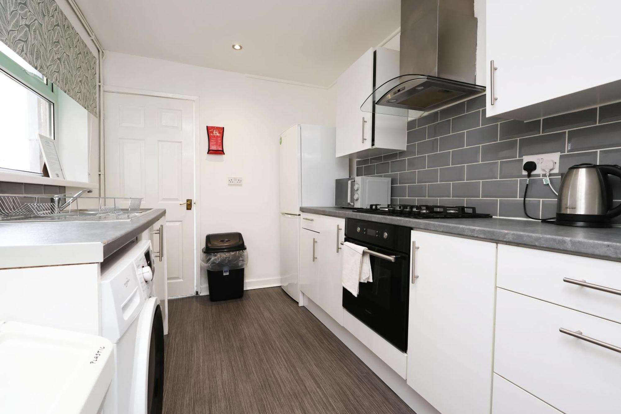 Viewing Deck, On-Street Parking, Tv In Every Room Swansea Exterior foto