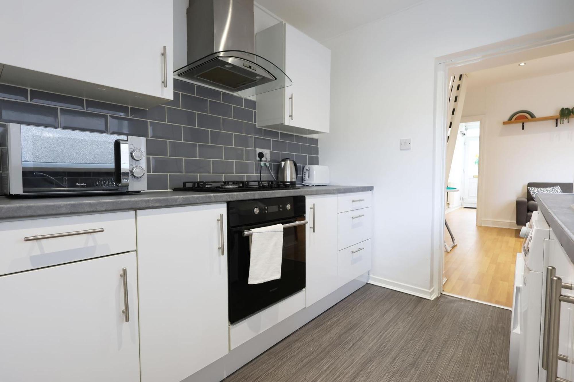 Viewing Deck, On-Street Parking, Tv In Every Room Swansea Exterior foto